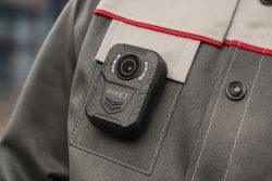Нагрудный видеорегистратор для строителей