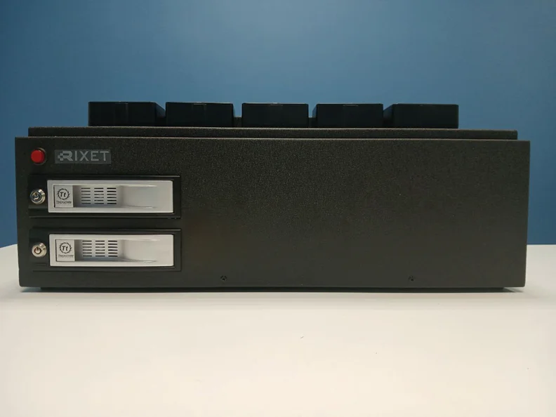 Станция зарядки и архивирования данных RIXET ST-7 на 10 устройств